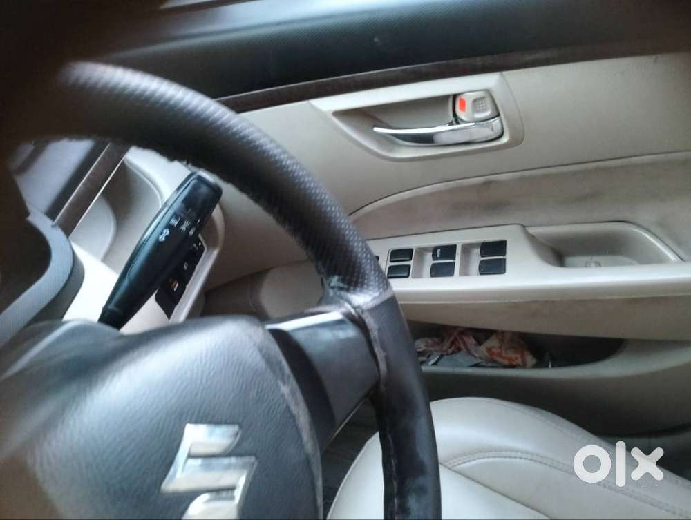Maruti Suzuki Swift Dzire 2016 Petrol 37000 Km Driven