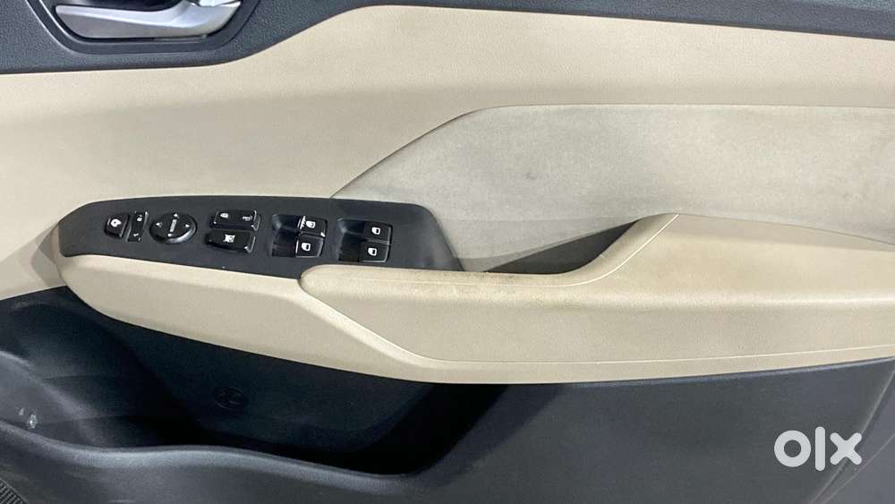 Hyundai Verna 1.6 Vtvt Sx, 2018, Petrol