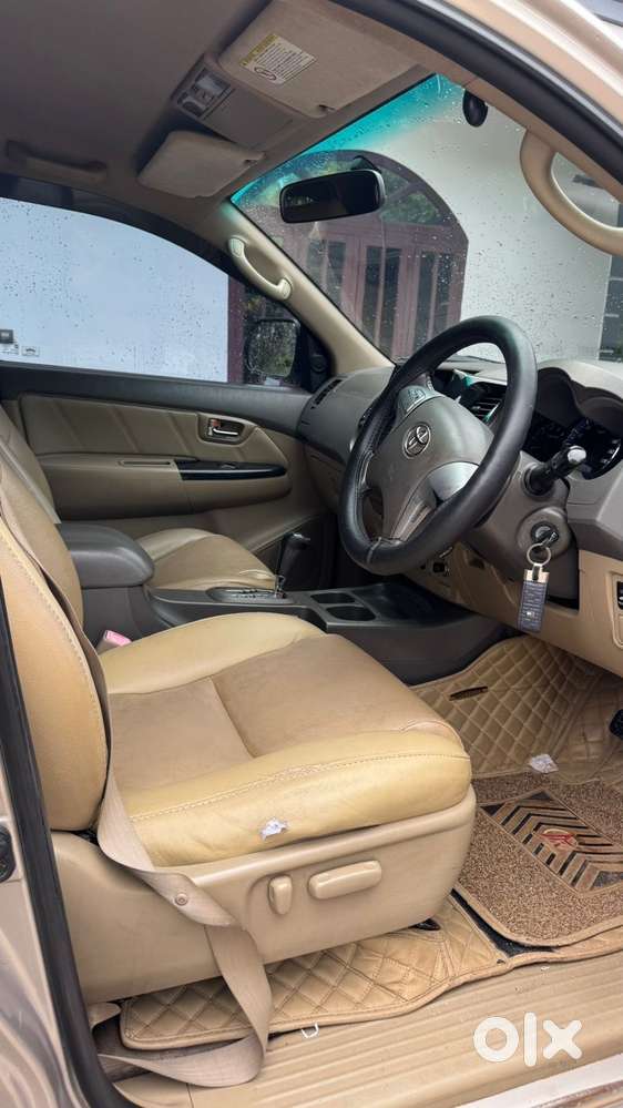Toyota Fortuner 2012  Automatic Diesel