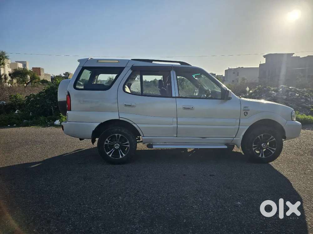 Tata Safari 2009 Diesel 110000 Km Driven