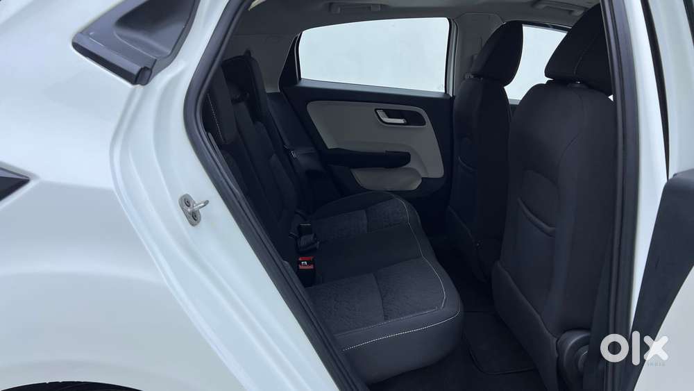 Tata Altroz Xz Plus (s) Diesel, 2024, Diesel