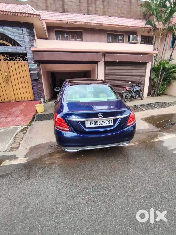 Mercedes-benz C-class 2018 Diesel 33442 Km Driven