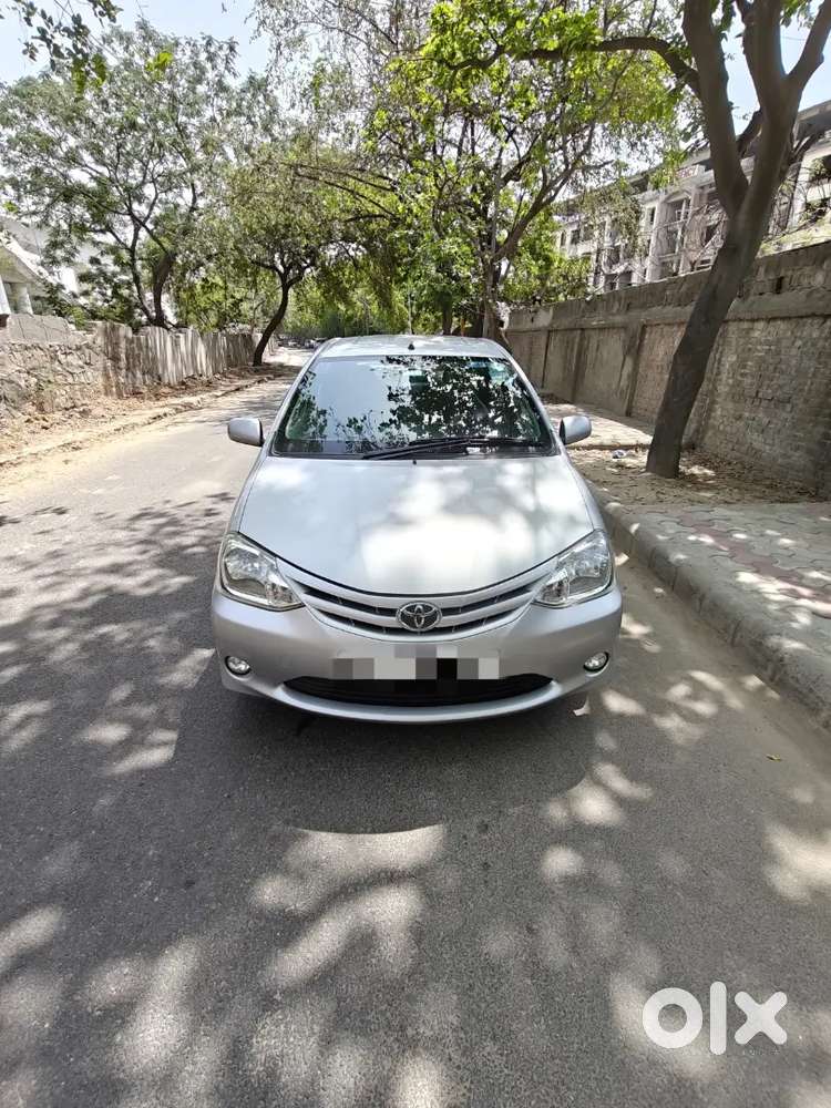 Toyota Etios Liva 2011 Petrol Well Maintained