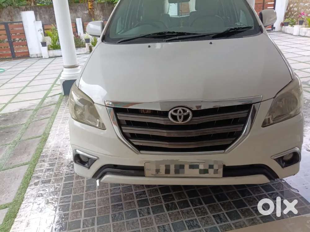Toyota Innova Diesel 2014