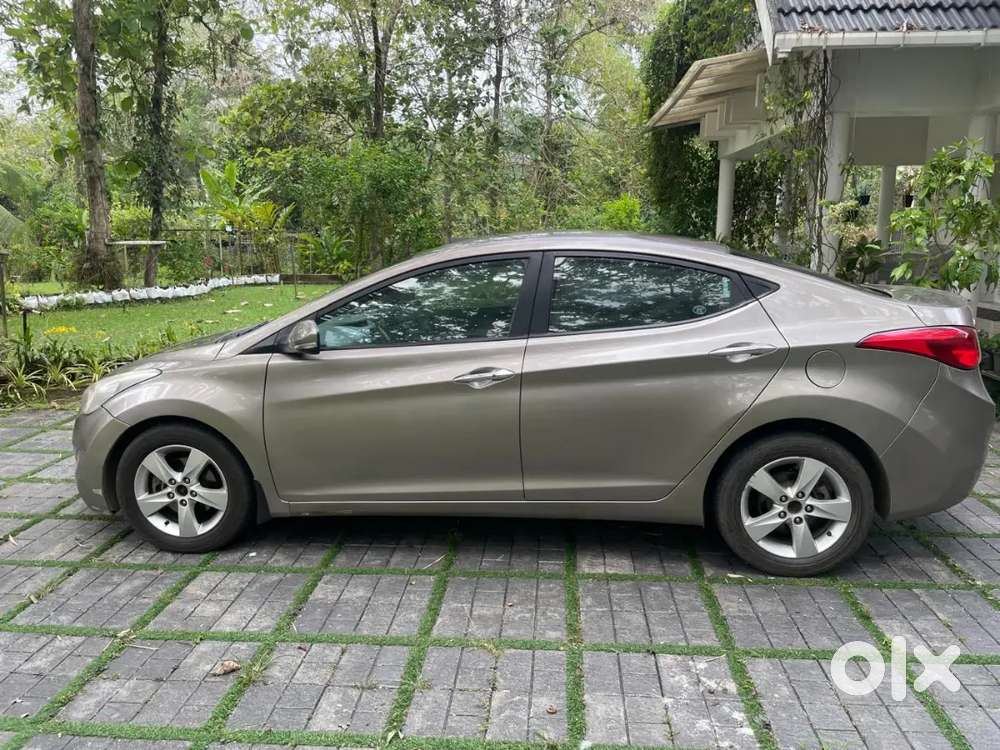 Full Option Elantra-doctor Used - Diesel