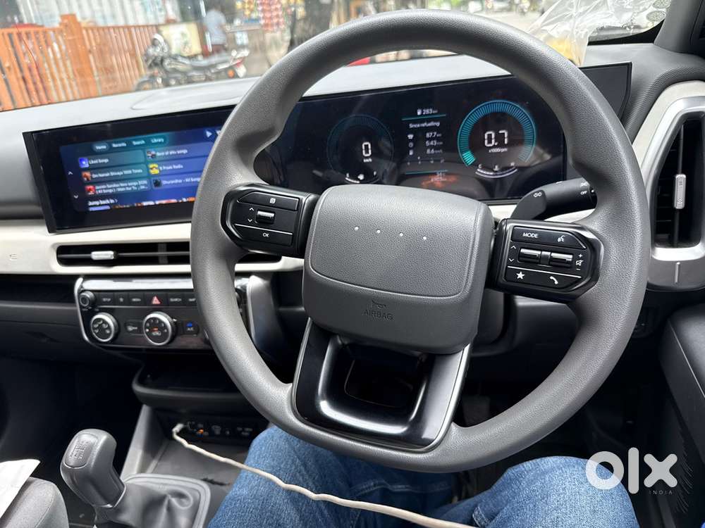 Hyundai New Venue 2026 Petrol 5500 Km Driven