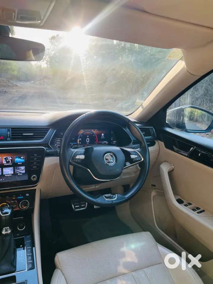Skoda Superb 2.0 L&k Tsi At, 2022, Petrol