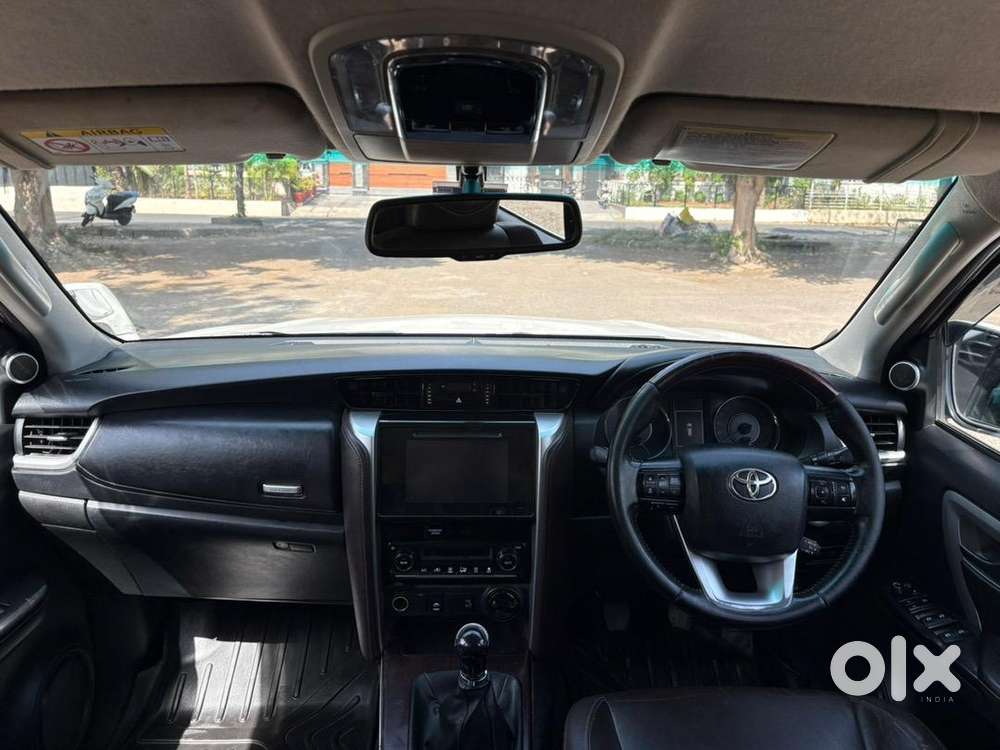 Toyota Fortuner 2019 Diesel 189000 Km Driven