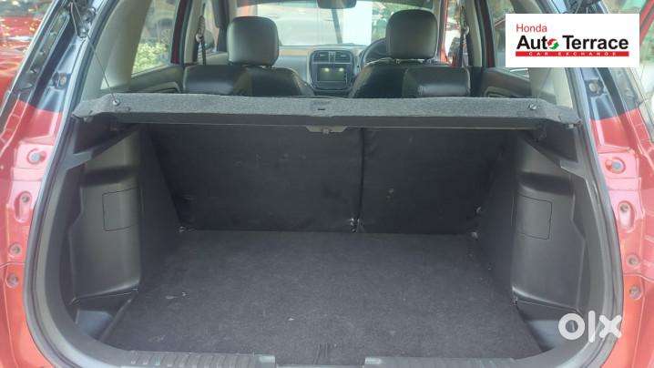 Maruti Suzuki Swift Zdi Plus, 2016, Diesel