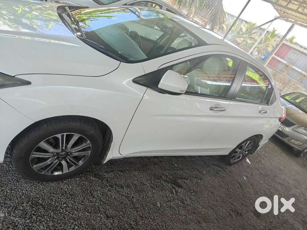 Honda City V At I-vtec, 2018, Petrol
