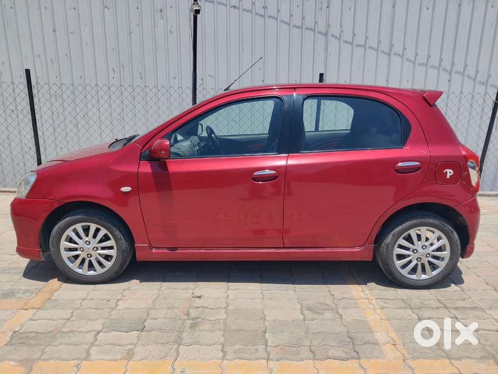 Toyota Etios Liva, 2011, Petrol