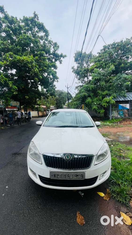 Skoda Rapid 2012 Petrol Good Condition
