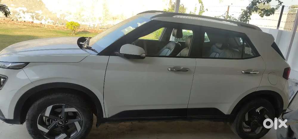 Hyundai Venue 1.2 Petrol 2022 Manual