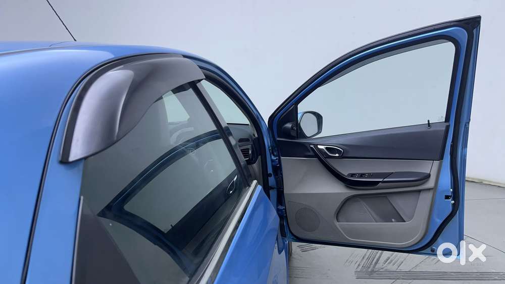 Tata Tiago Xz, 2017, Petrol