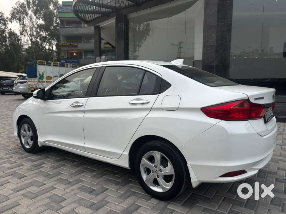 Honda City Vx Petrol Mt, 2015, Petrol