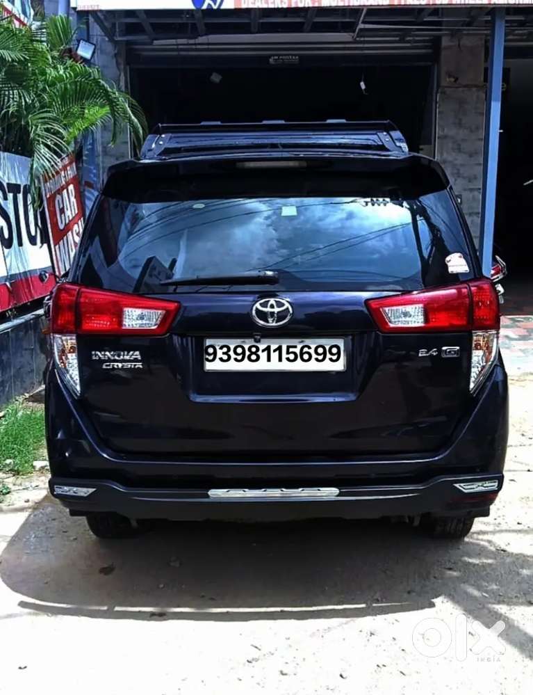 Toyota Innova Crysta 2021 Diesel Well Maintained