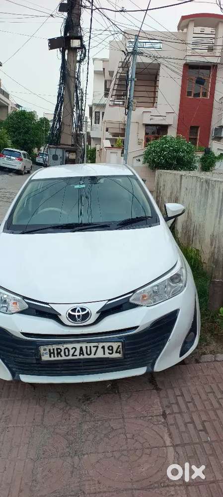 Toyota Yaris 1.5 G , All Accessories And Company Cng Kit 9kgs