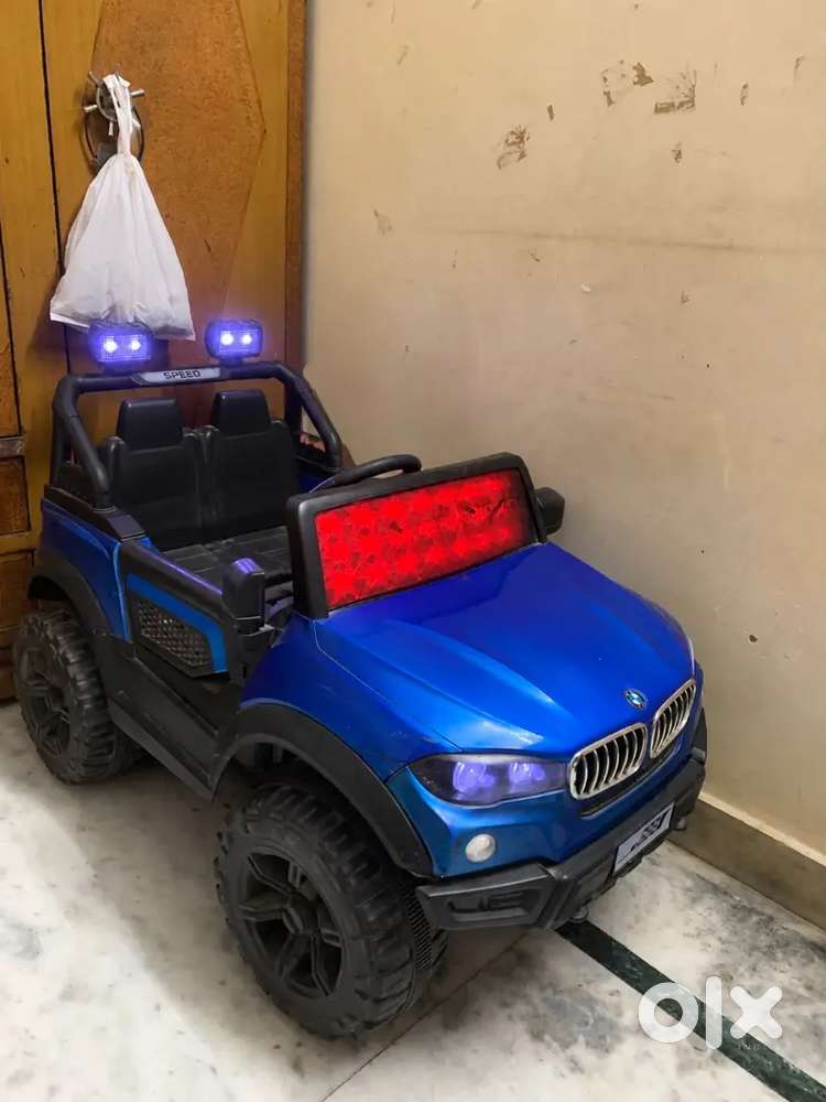 Kids electric car
