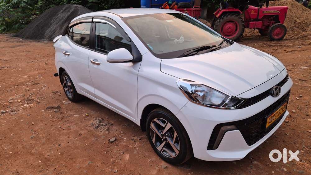 Hyundai Aura Sx (o) Manual, 2023, Petrol