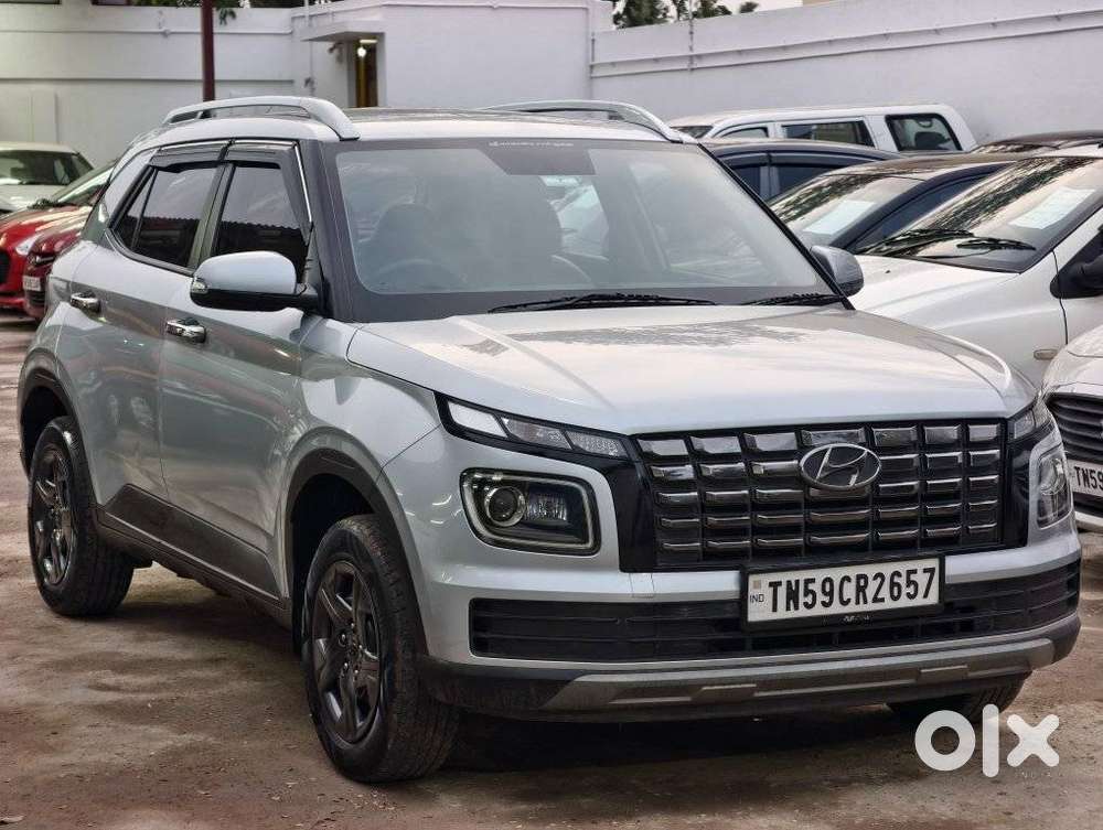Hyundai Venue 1.2 S (o), 2023, Petrol