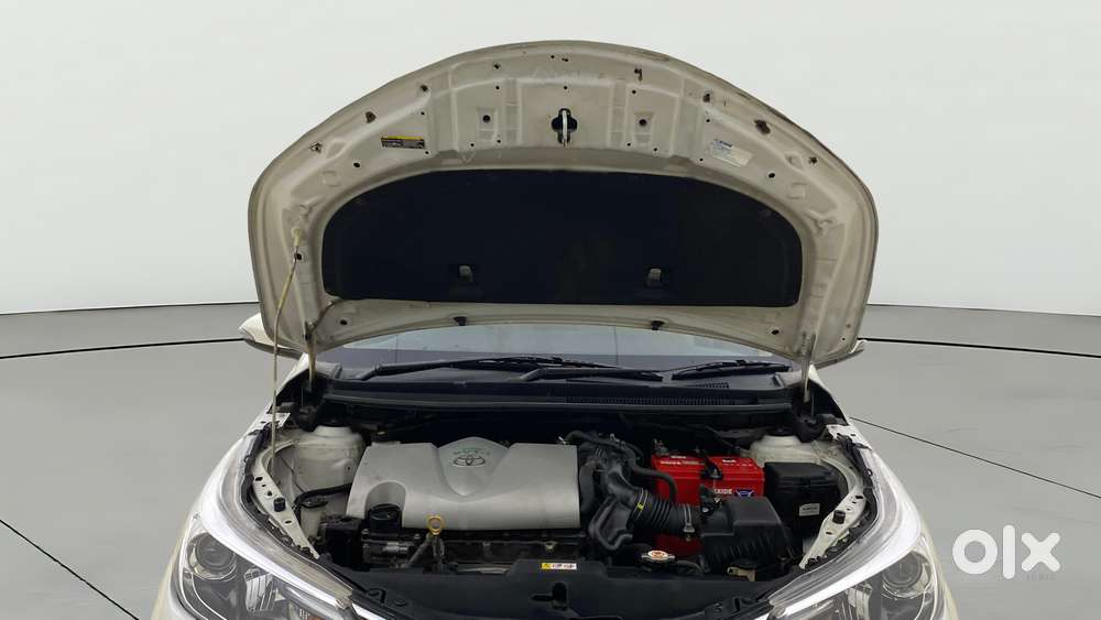 Toyota Yaris V Cvt, 2019, Petrol