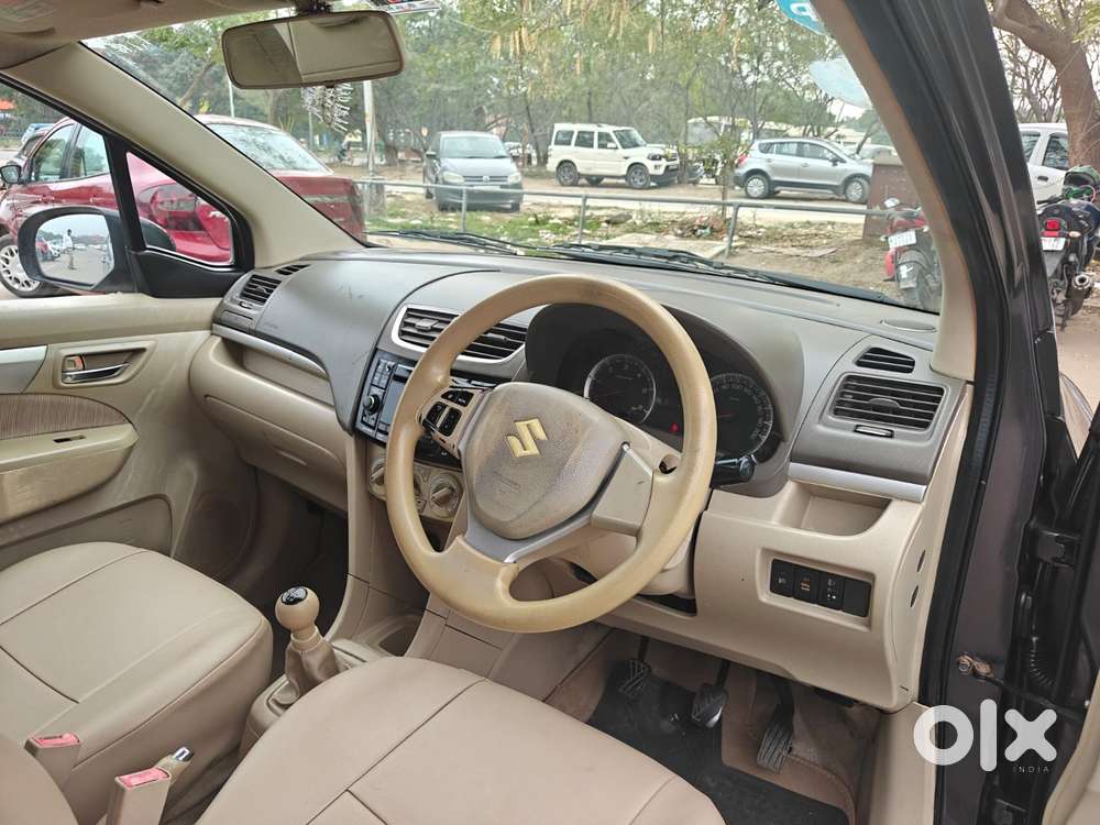 Maruti Suzuki Ertiga 2012-2015 Zxi, 2013, Petrol