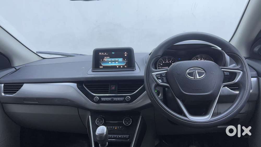Tata Nexon 1.2 Revotron Xz Plus Dual Tone, 2018, Petrol