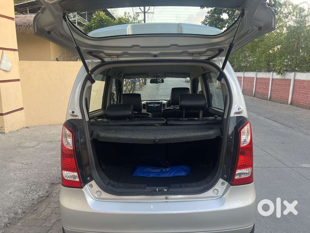 Maruti Suzuki Wagon R 1.0 Vxi Plus (o) Amt, 2017, Petrol