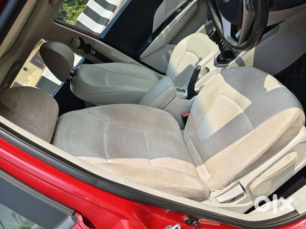 Mahindra Xuv300 W8 Option Diesel, 2021, Diesel