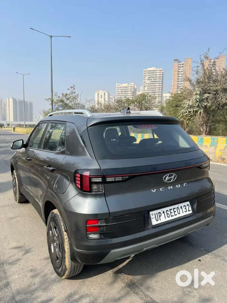 Hyundai Venue 1.2 Kappa Mt S(o) In Brand New Condition