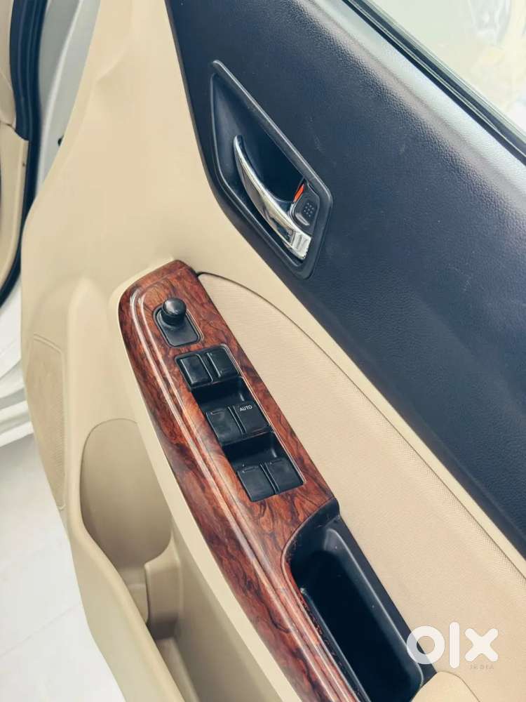 Maruti Suzuki Swift Dzire 1.3 Vxi, 2017, Petrol