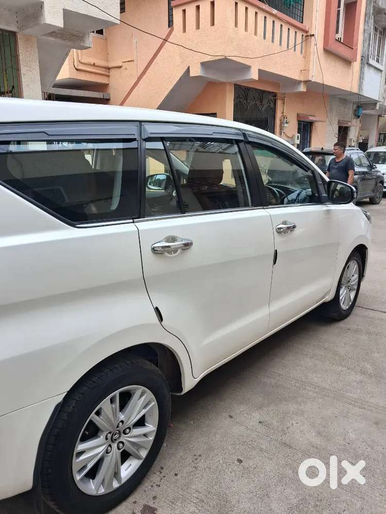 Toyota Innova Crysta 2.8z 2019