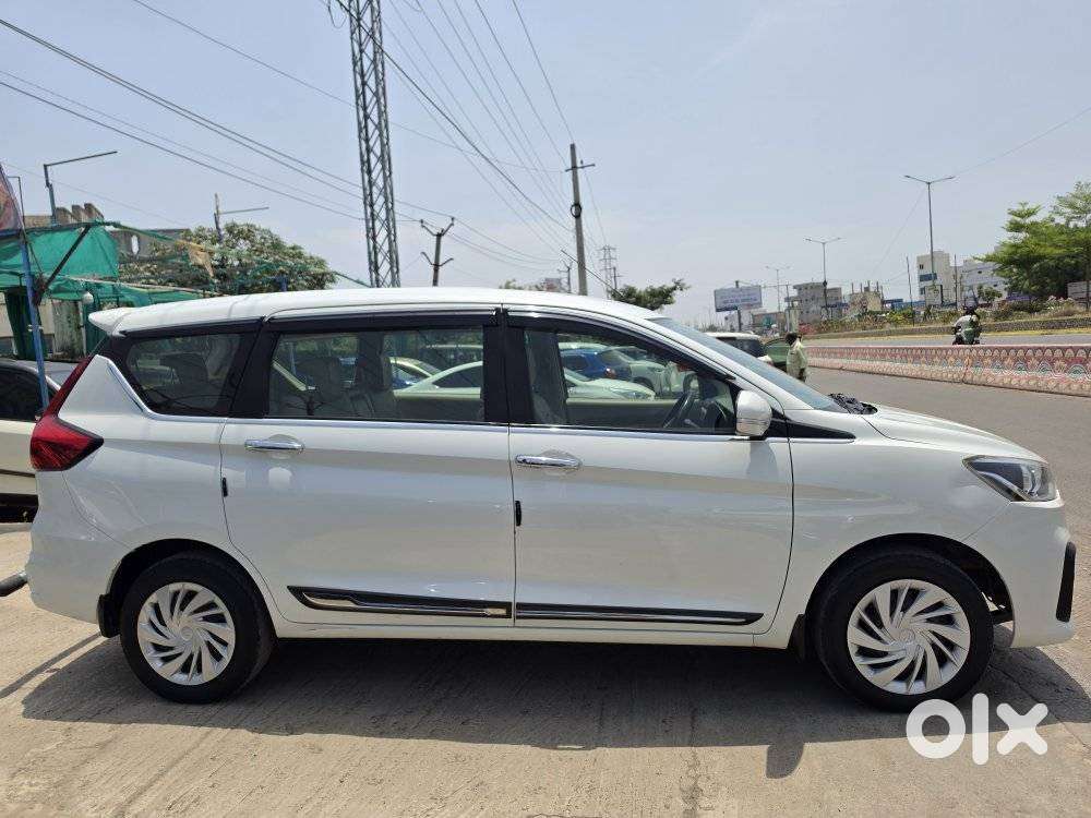 Maruti Suzuki Ertiga Vxi (o) Cng, 2023, Cng & Hybrids