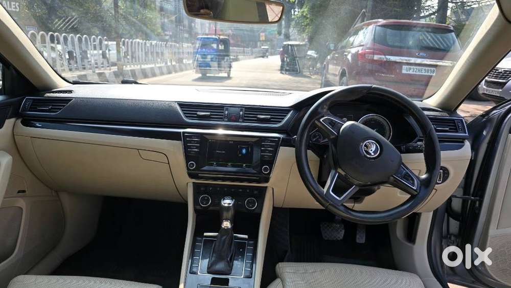 Skoda Superb L&k 2.0 Tdi At, 2017, Diesel