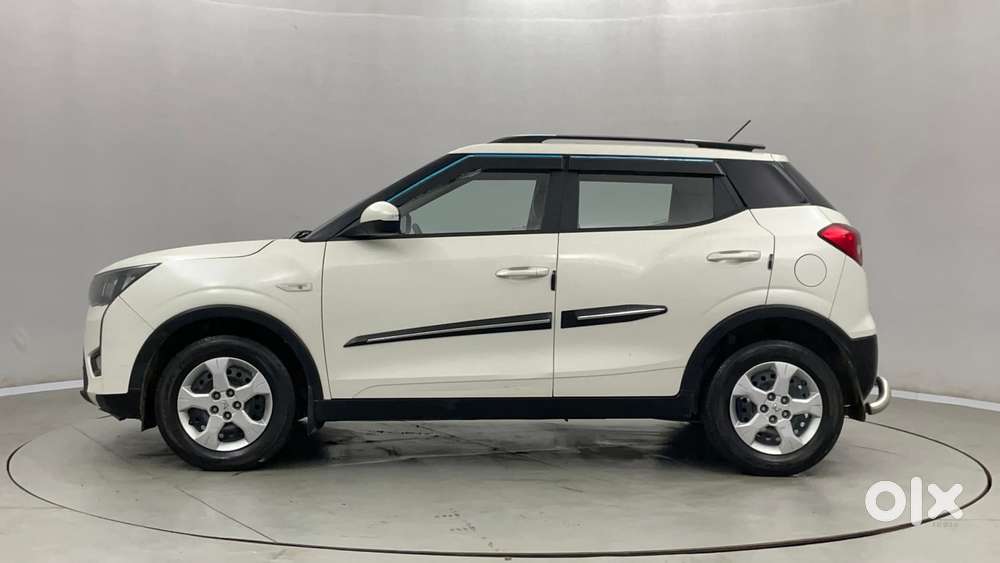 Mahindra Xuv300 W6, 2023, Petrol