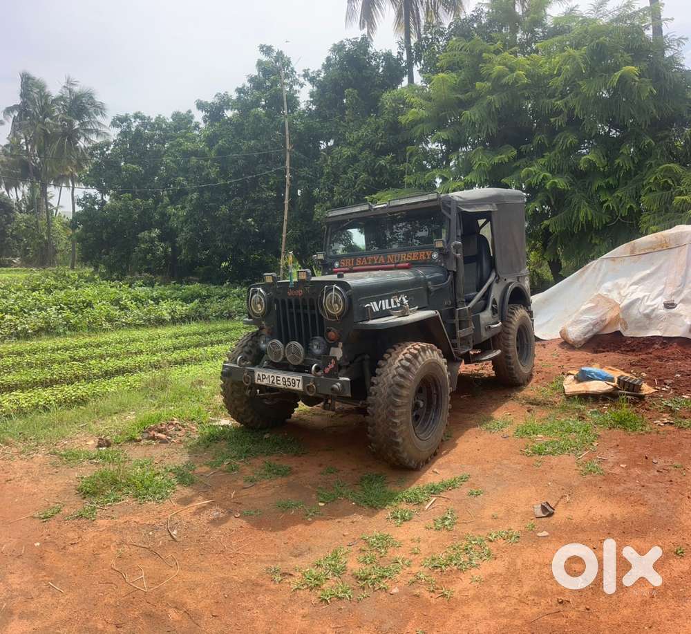 Mahindra Jeep 1985