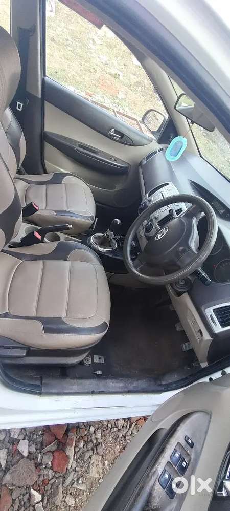 Hyundai I20 2010 Cng & Hybrids