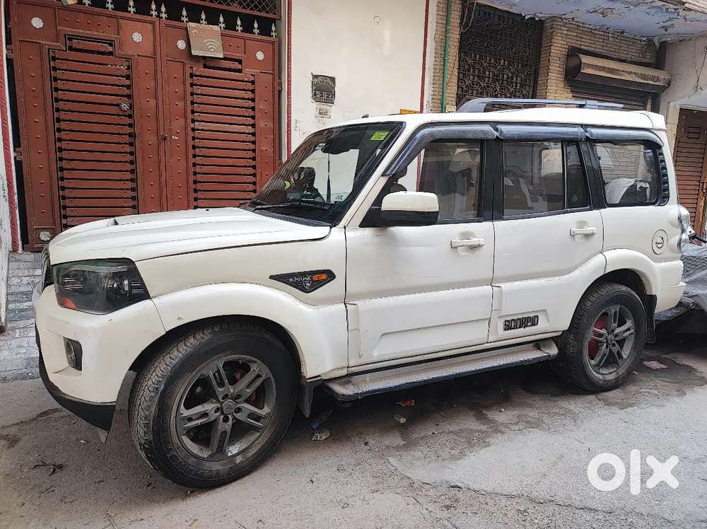 Mahindra Scorpio Classic 2015 Diesel Well Maintained