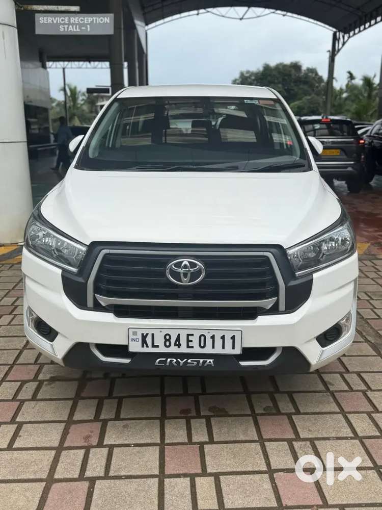 Toyota Innova Crysta 2025 Diesel 18000 Km Driven