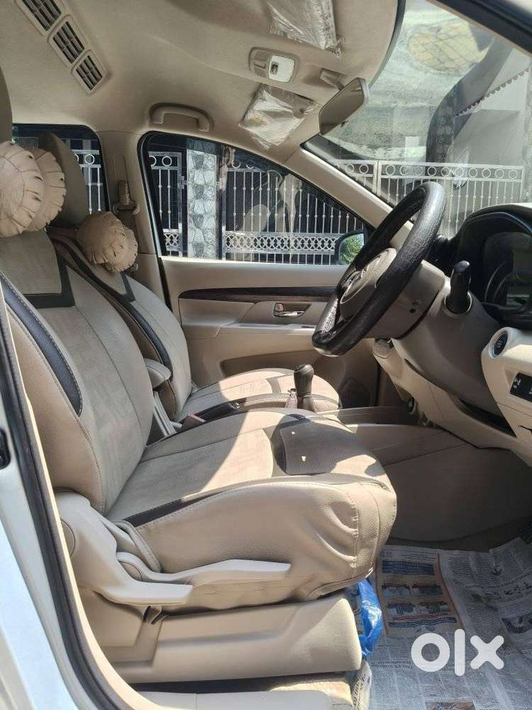 Maruti Suzuki Ertiga Zxi (o) Cng [2022-2023], 2023, Cng & Hybrids