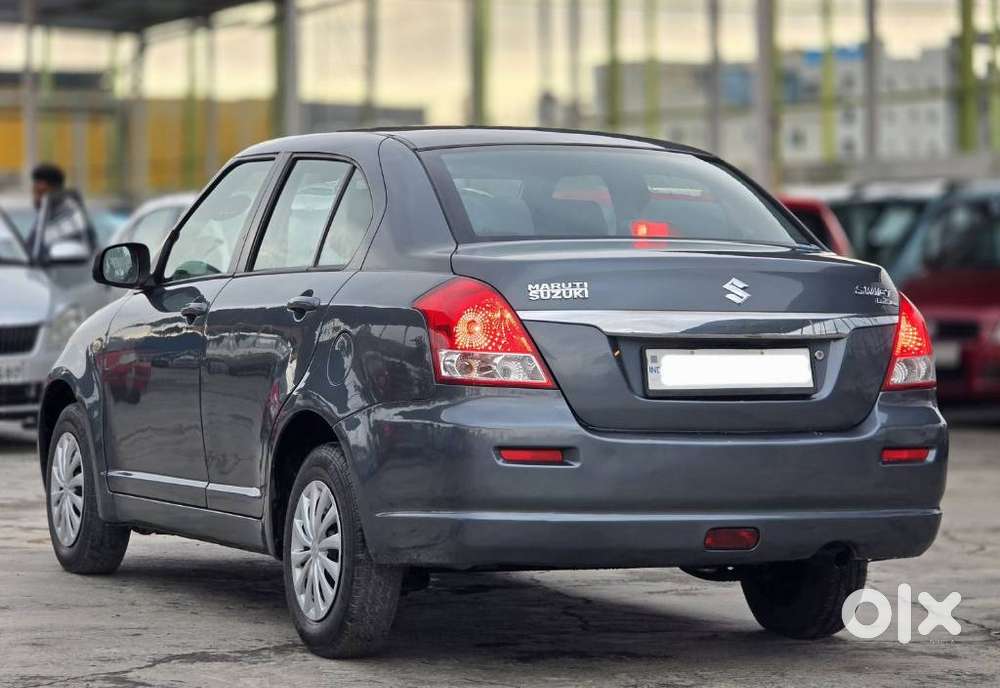 Maruti Suzuki Dzire 1.2 Vxi, 2011, Petrol