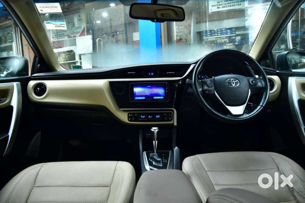 Toyota Corolla Altis 1.8 G Cvt, 2018, Petrol