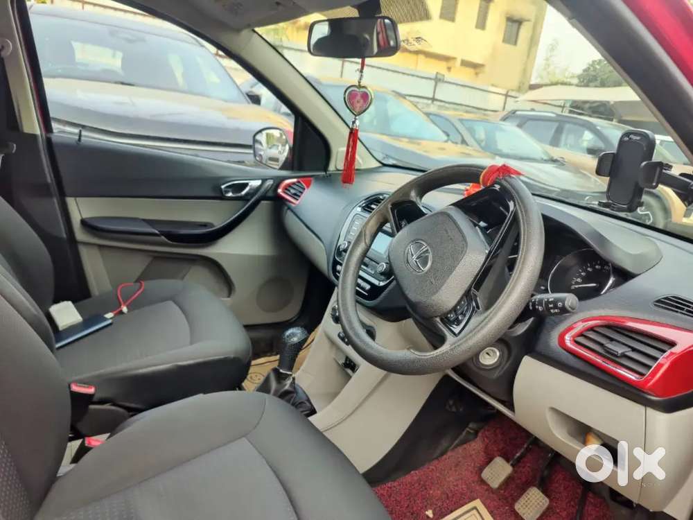 Tata Tiago Revotron Xz 2019