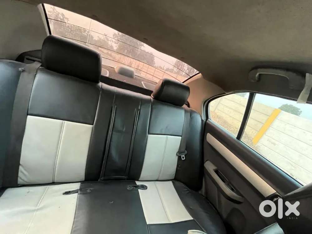 Maruti Suzuki Dzire 2011