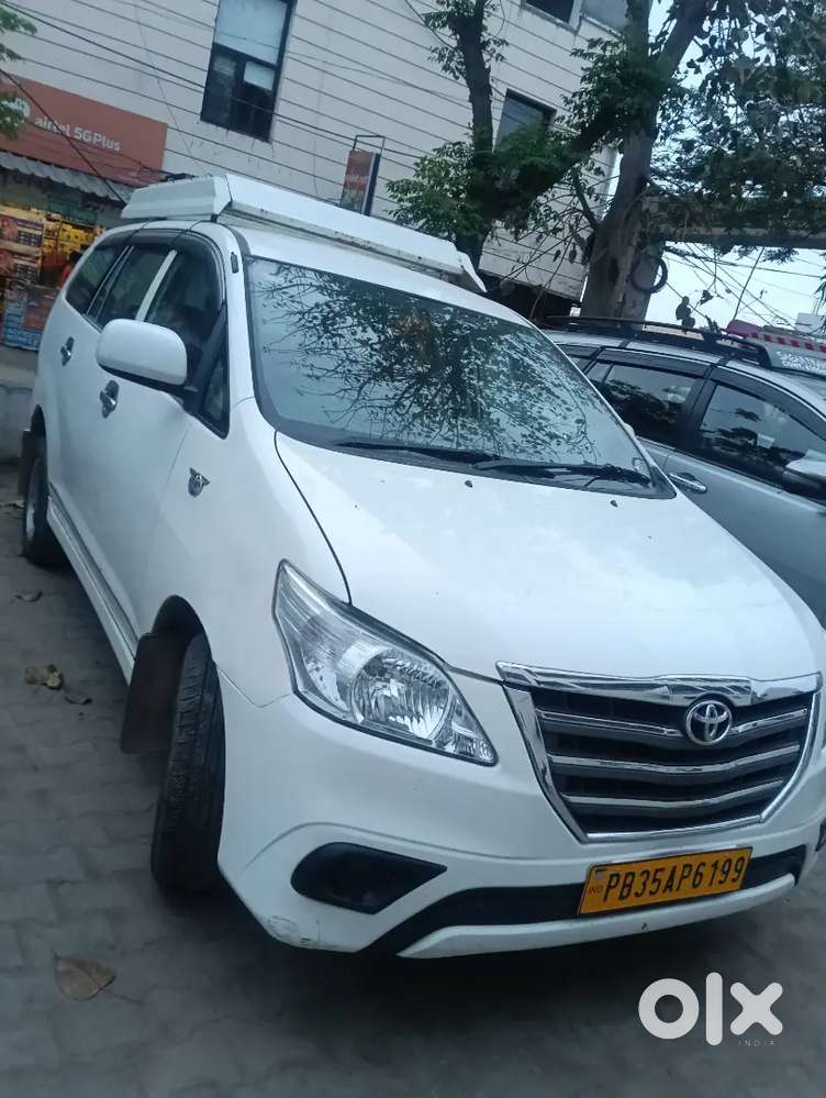 Toyota Innova 2013 Diesel 403200 Km Driven