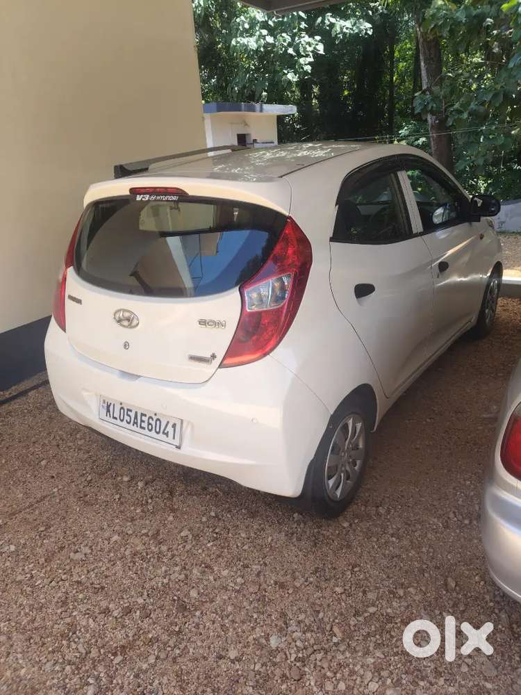 Hyundai Eon Magna 2012