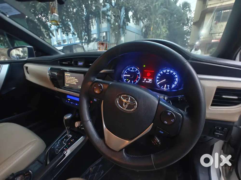 Toyota Corolla Altis 2014