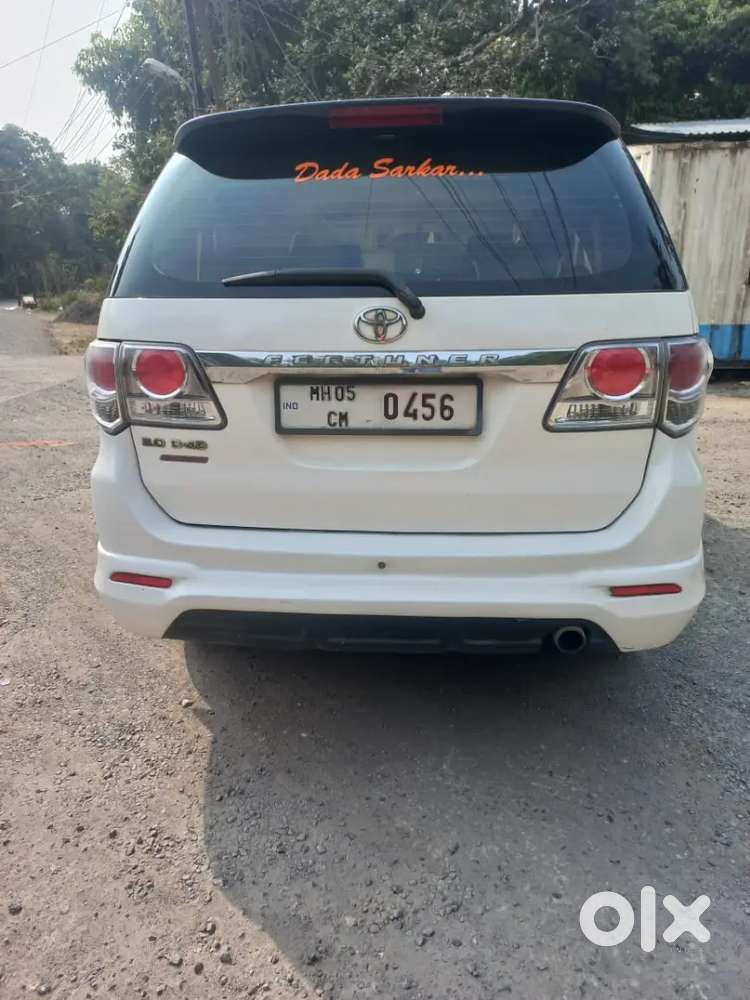 Toyota Fortuner 2015 Diesel 178000 Km Driven