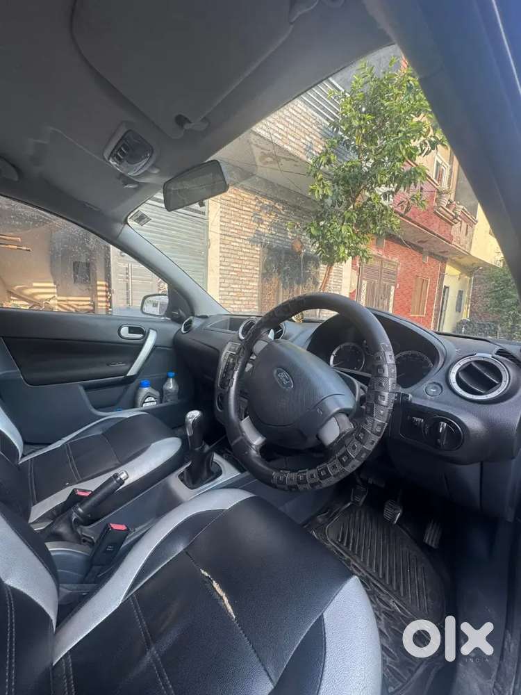 Ford Fiesta Classic 2012 Diesel 90000 Km Driven