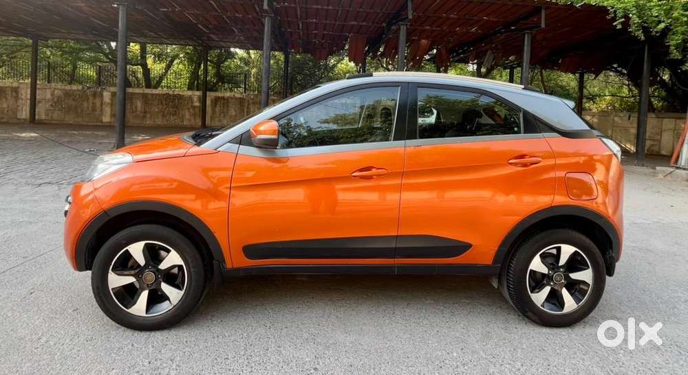 Tata Nexon Xza Plus Dual Tone Petrol (automatic)